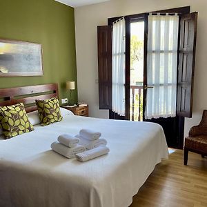 Hotel Rural El Texeu